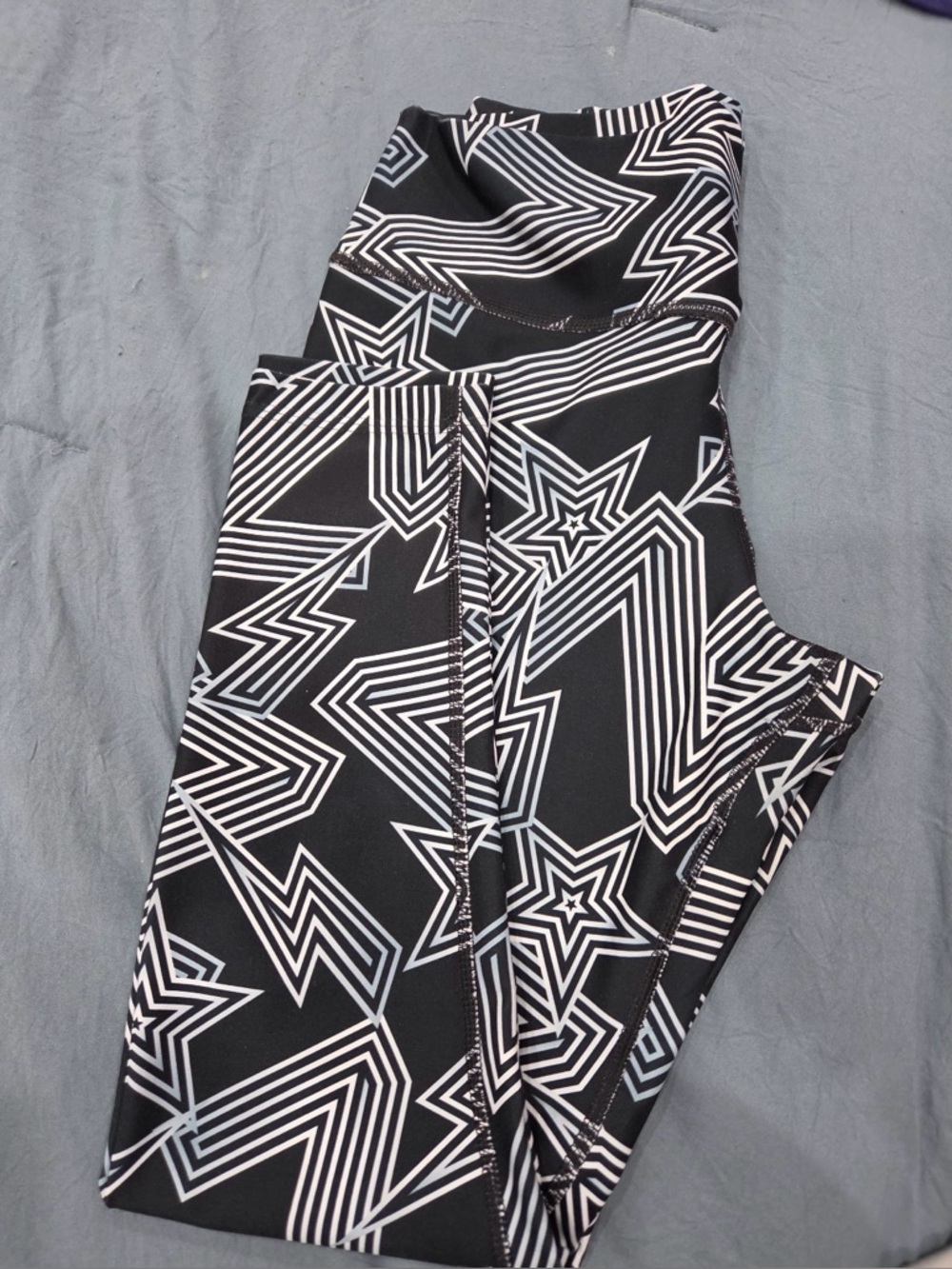 Black & White Stars Zumba Leggings